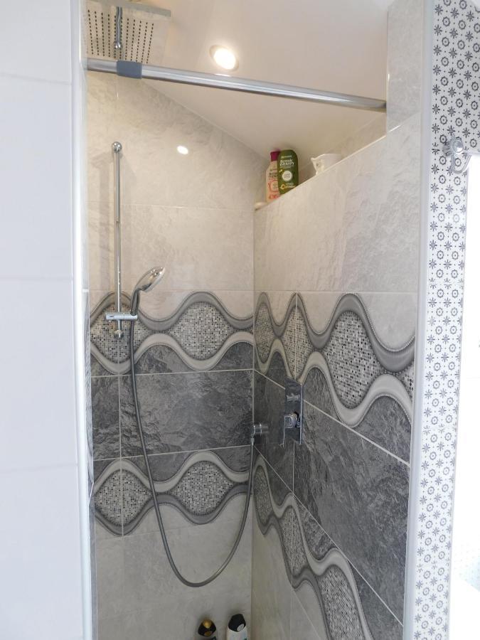 Tina Apartman Prnjavor Exterior foto